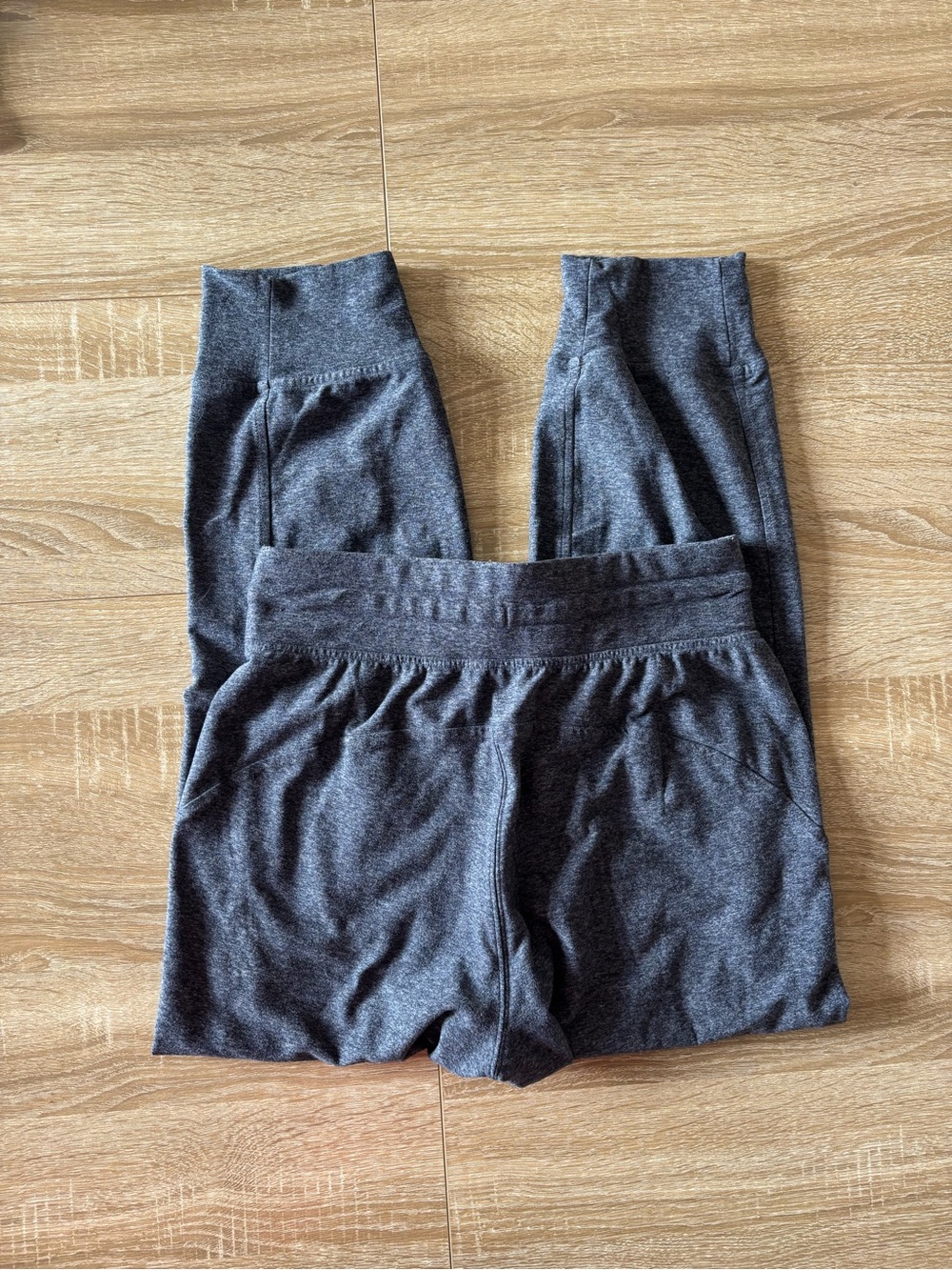 Lululemon Ready to Rulu joggers size 4 - Picture 3 of 5